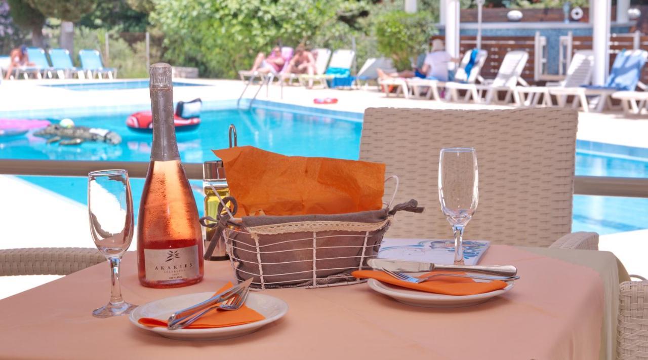 Katia Beach Hotel Kassiopi Extérieur photo