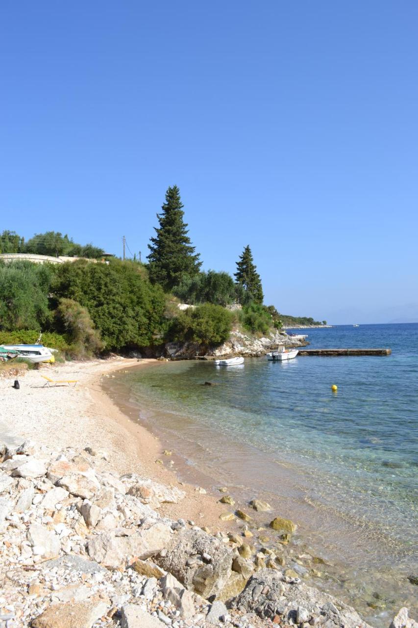 Katia Beach Hotel Kassiopi Extérieur photo