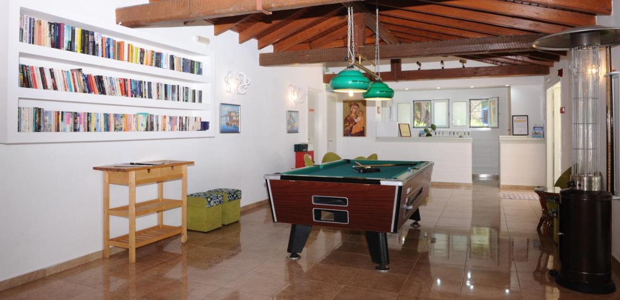 Katia Beach Hotel Kassiopi Extérieur photo